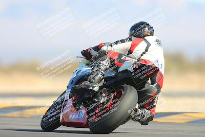 media/Jan-10-2025-CVMA Friday Practice (Fri) [[489e0da257]]/Group 4 and Trackday/Session 4 (Turn 16)/